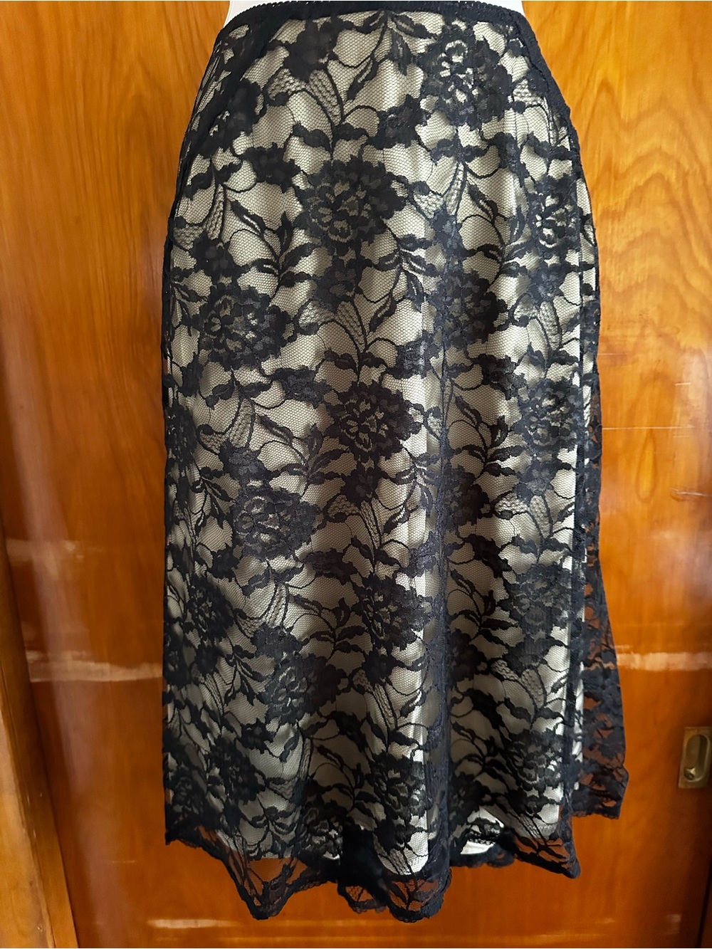 NWT Marc Bouwer Black Lace Midi Skirt Nude Lined Handkerchief Hem M